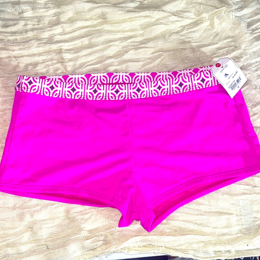 Pink swim short